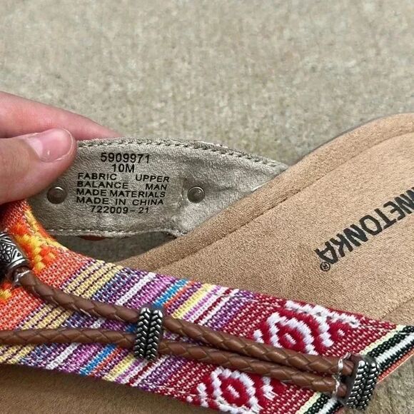 Minnetonka Mocassin Silverthorne 360 Sandal - Picture 11 of 13